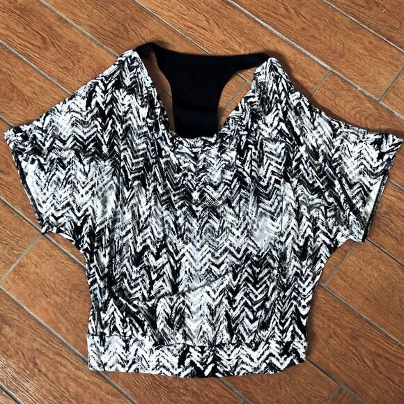 Express Soft Draped Cold Shoulder Tribal Top S - Picture 1 of 4